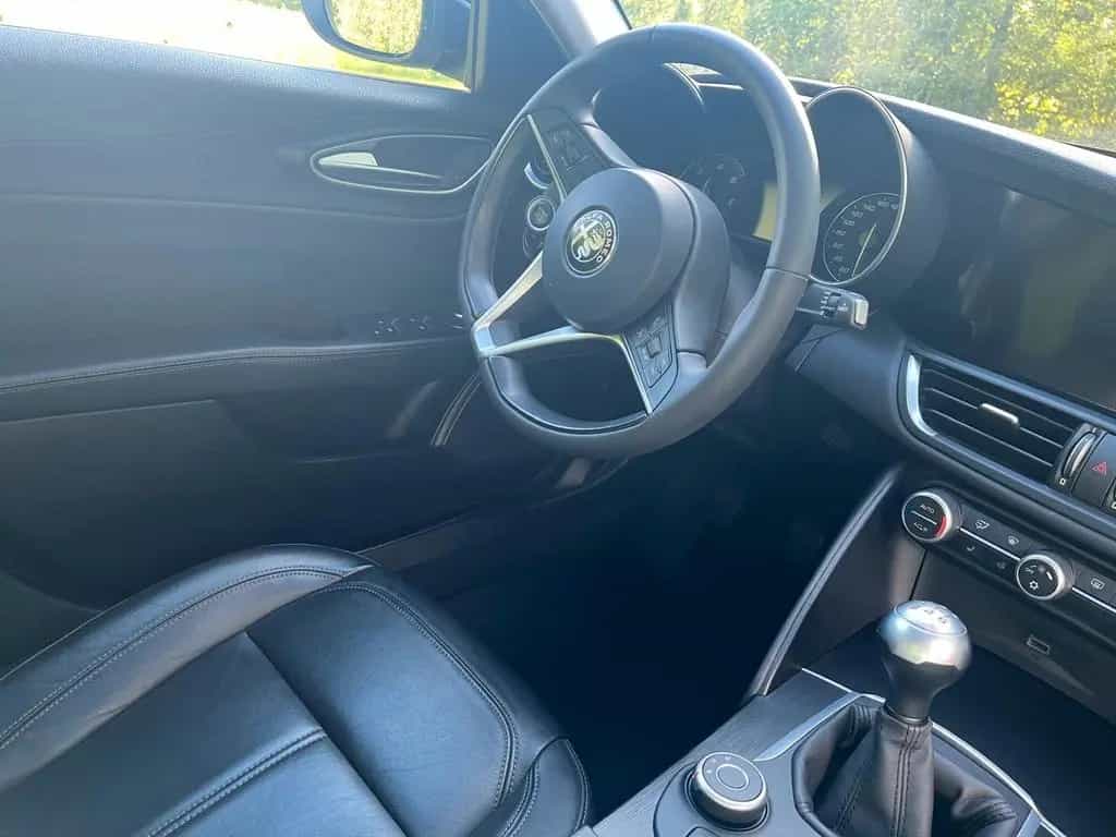 Alfa Romeo Giulia Super 2.2 Diesel 16V 132 kW Super 07/2017-photo-9