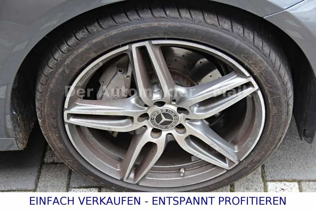 Mercedes-Benz E 250 T-Modell AMG-Line LED/AHK/Kamera 07/2017-photo-21