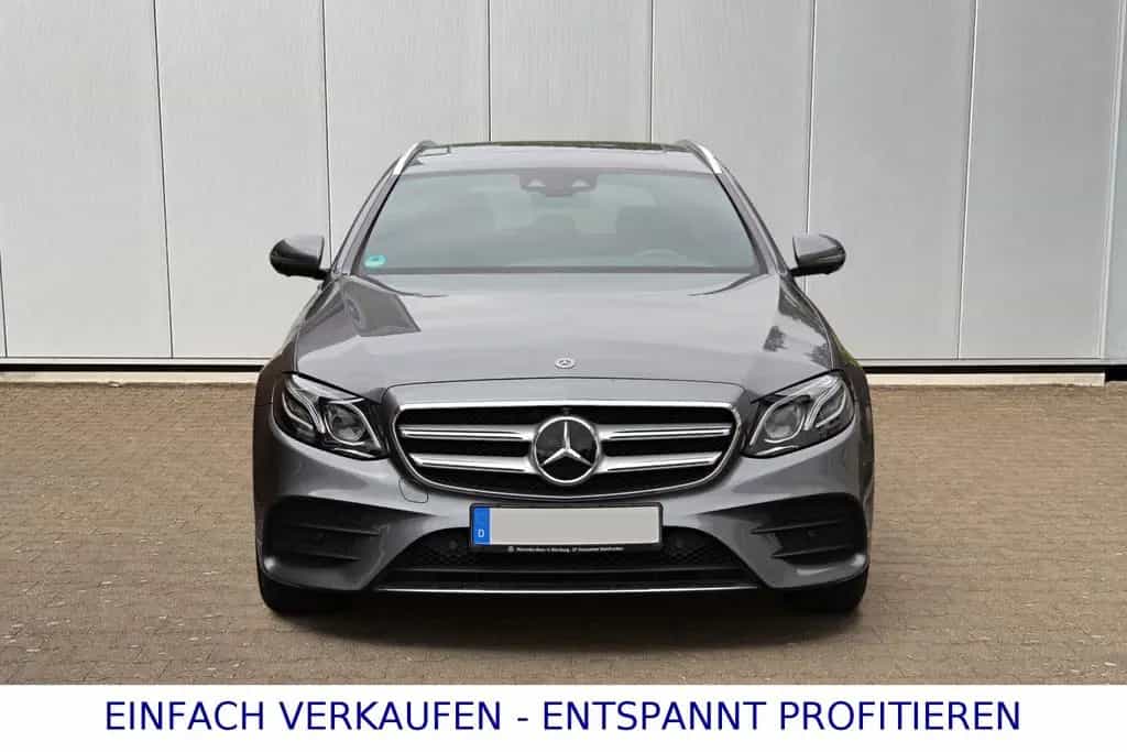Mercedes-Benz E 250 T-Modell AMG-Line LED/AHK/Kamera 07/2017-photo-4