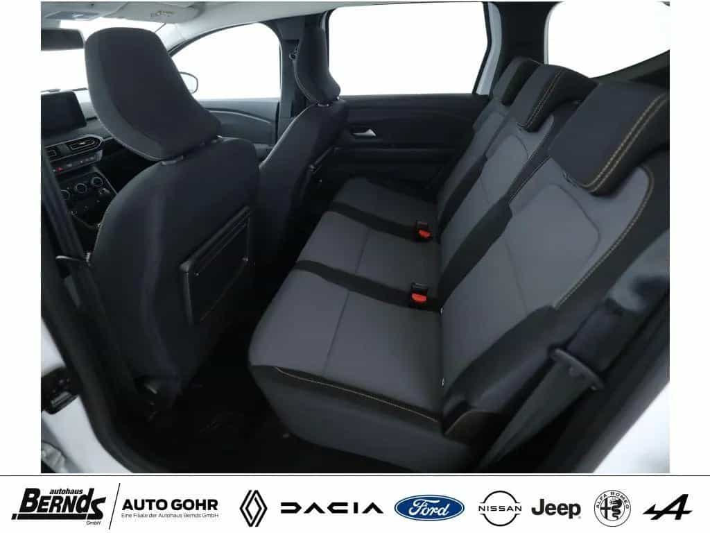 Dacia Jogger TCe 110 7-SITZER Extreme+ KLIMAAUTOM. NAV 12/2024-photo-16