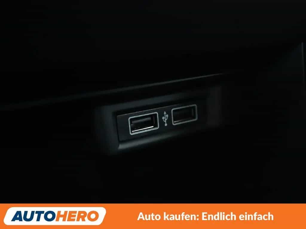 Volkswagen T-Roc 1.5 TSI ACT Aut.*PDC*SHZ*KLIMA* 12/2018-photo-26