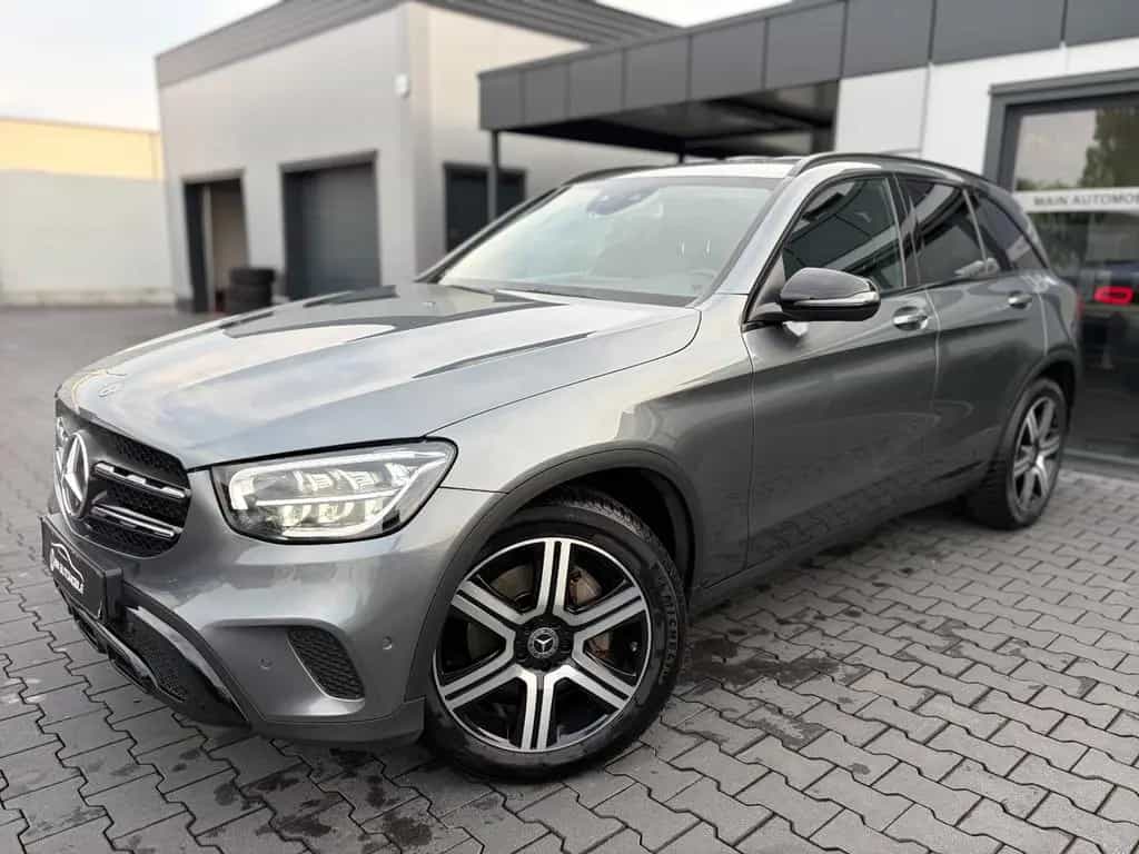Mercedes-Benz GLC 200 4Matic Night-Paket*LED*CarPlay*R-Kamera* 08/2019-photo-1