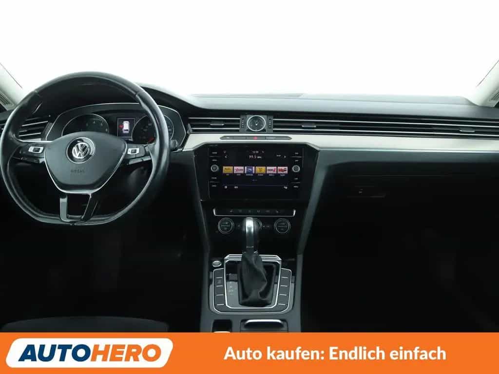 Volkswagen Passat 1.4 TSI ACT Highline BMT Aut.*NAVI*LED* 10/2017-photo-11