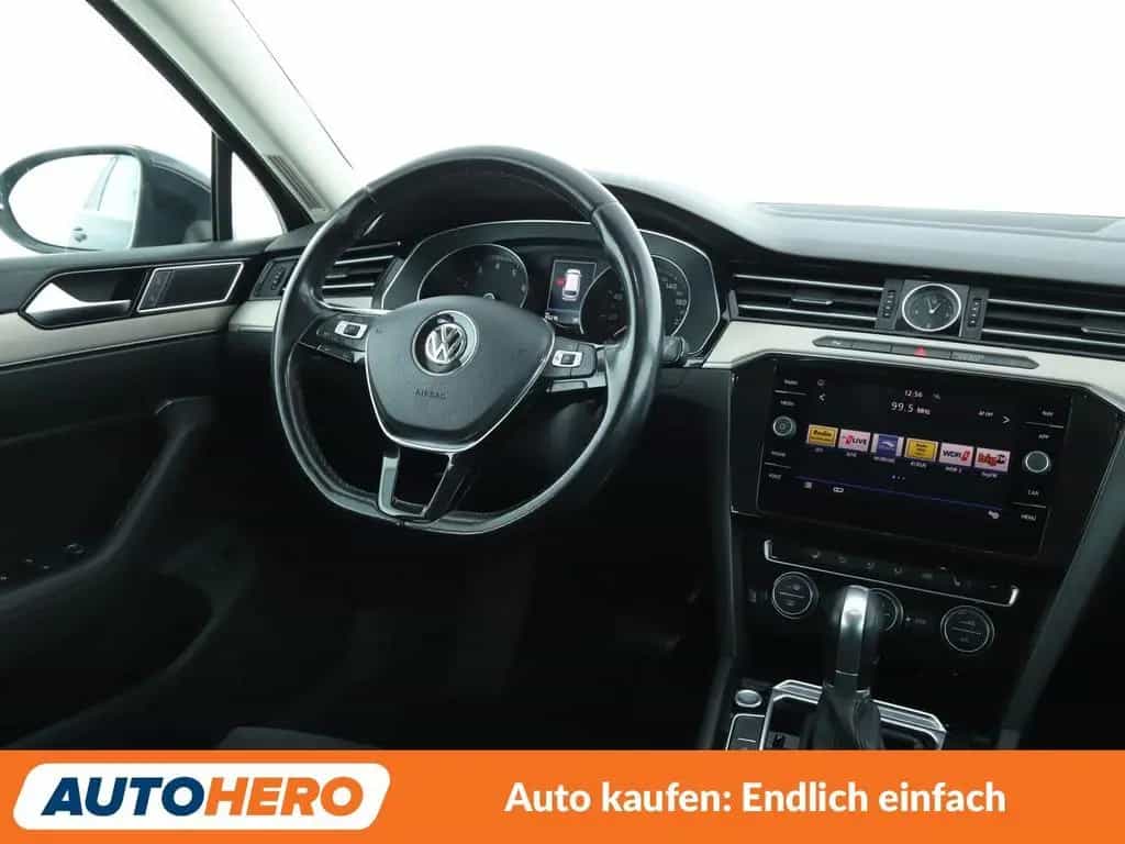 Volkswagen Passat 1.4 TSI ACT Highline BMT Aut.*NAVI*LED* 10/2017-photo-12