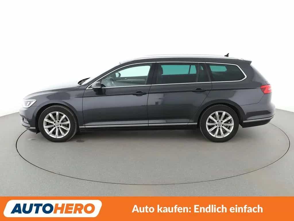 Volkswagen Passat 1.4 TSI ACT Highline BMT Aut.*NAVI*LED* 10/2017-photo-2