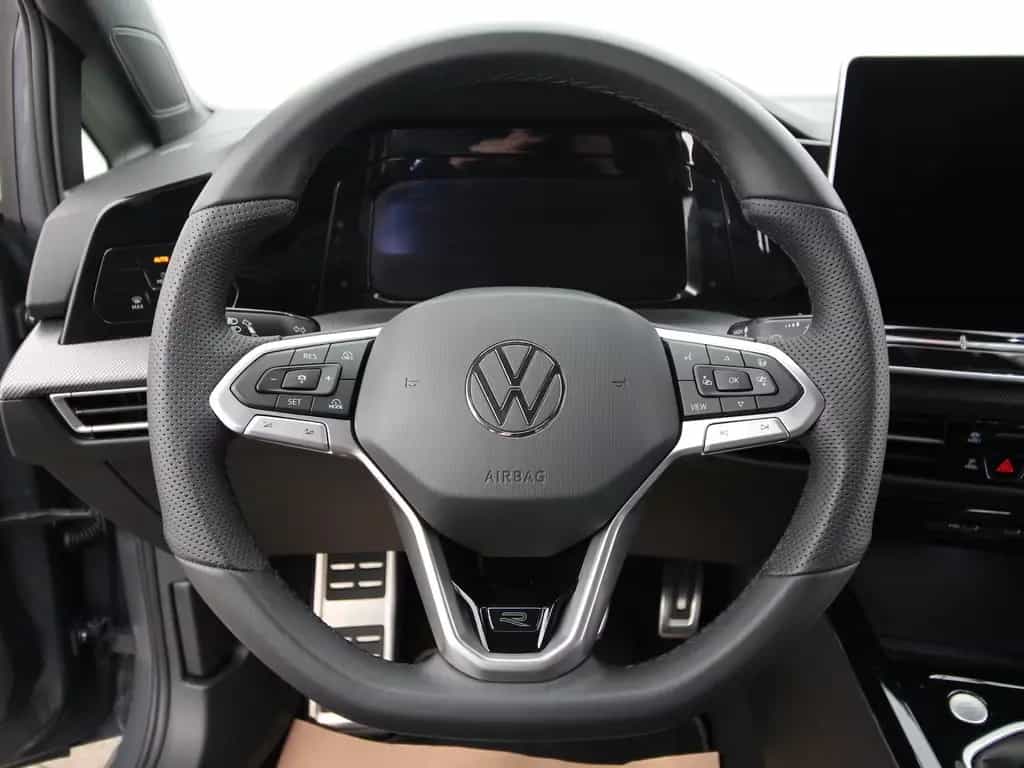 Volkswagen Golf VIII Variant 1.5 TSI R-Line LED+KAMERA+ACC 05/2025-photo-21