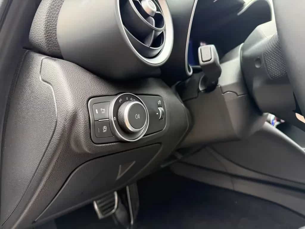 Alfa Romeo Giulia Ti Q4*Bi-XENON*NAVI*R-KAMERA* 09/2022-photo-31