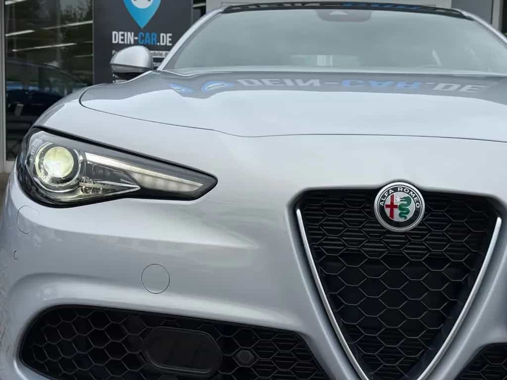 Alfa Romeo Giulia Ti Q4*Bi-XENON*NAVI*R-KAMERA* 09/2022-photo-6