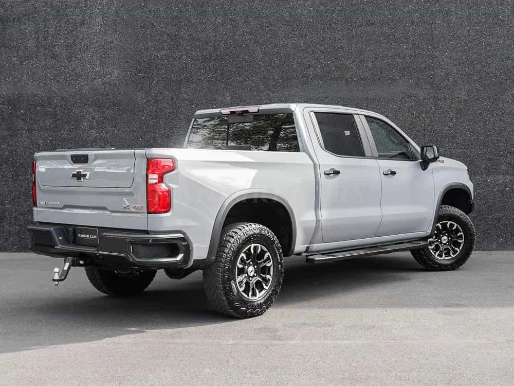 Chevrolet Silverado 2026 ZR2 € 71600 +DARK APPEARANCE PACKAGE null-photo-4
