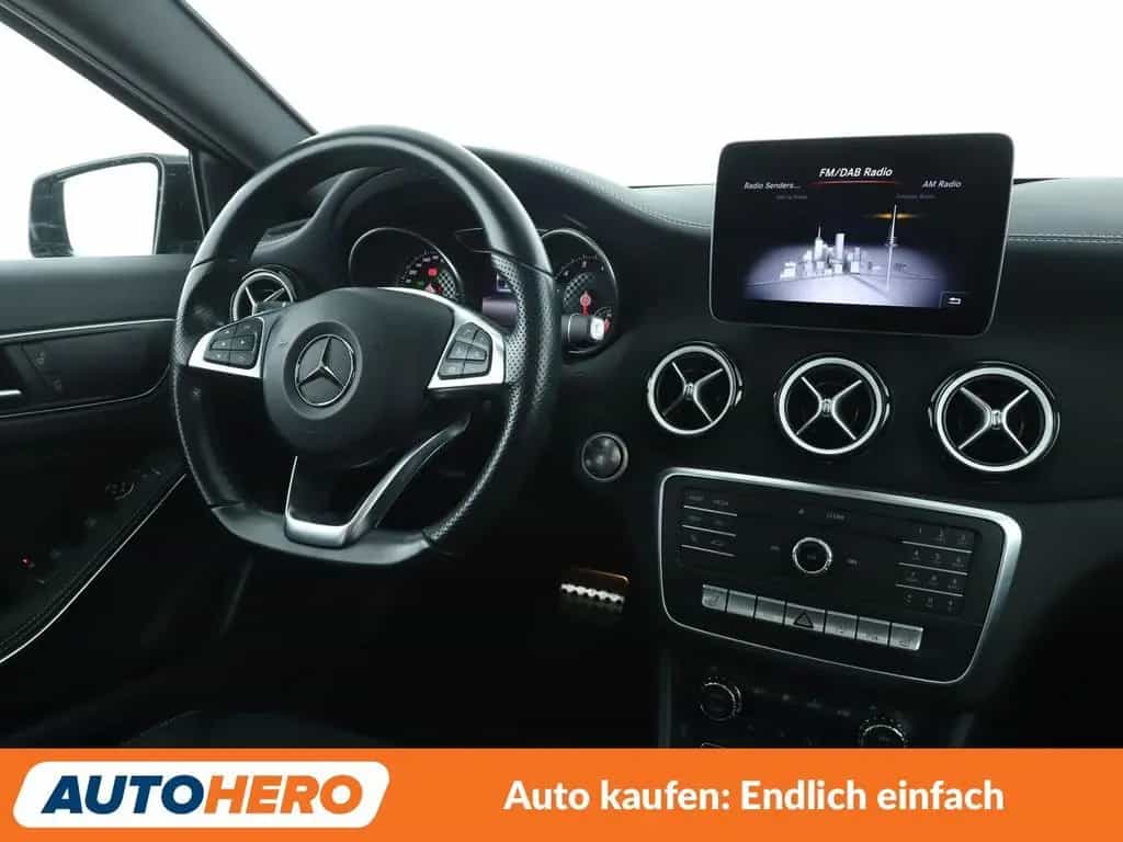 Mercedes-Benz A 250 4Matic AMG Sport Aut.*NAV*TEMP*PDC*SHZ*ALU 11/2017-photo-12