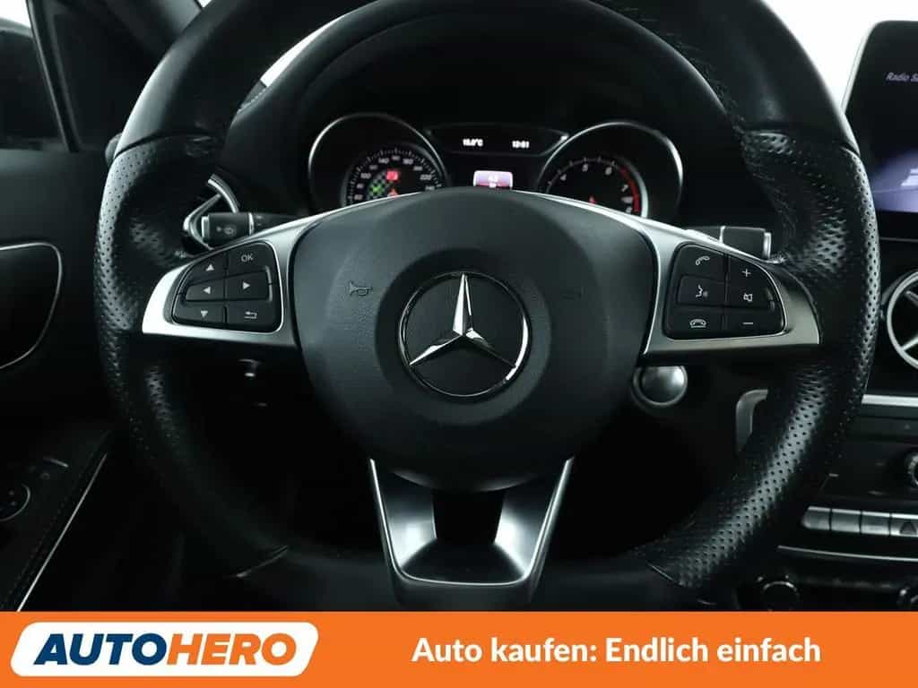 Mercedes-Benz A 250 4Matic AMG Sport Aut.*NAV*TEMP*PDC*SHZ*ALU 11/2017-photo-18
