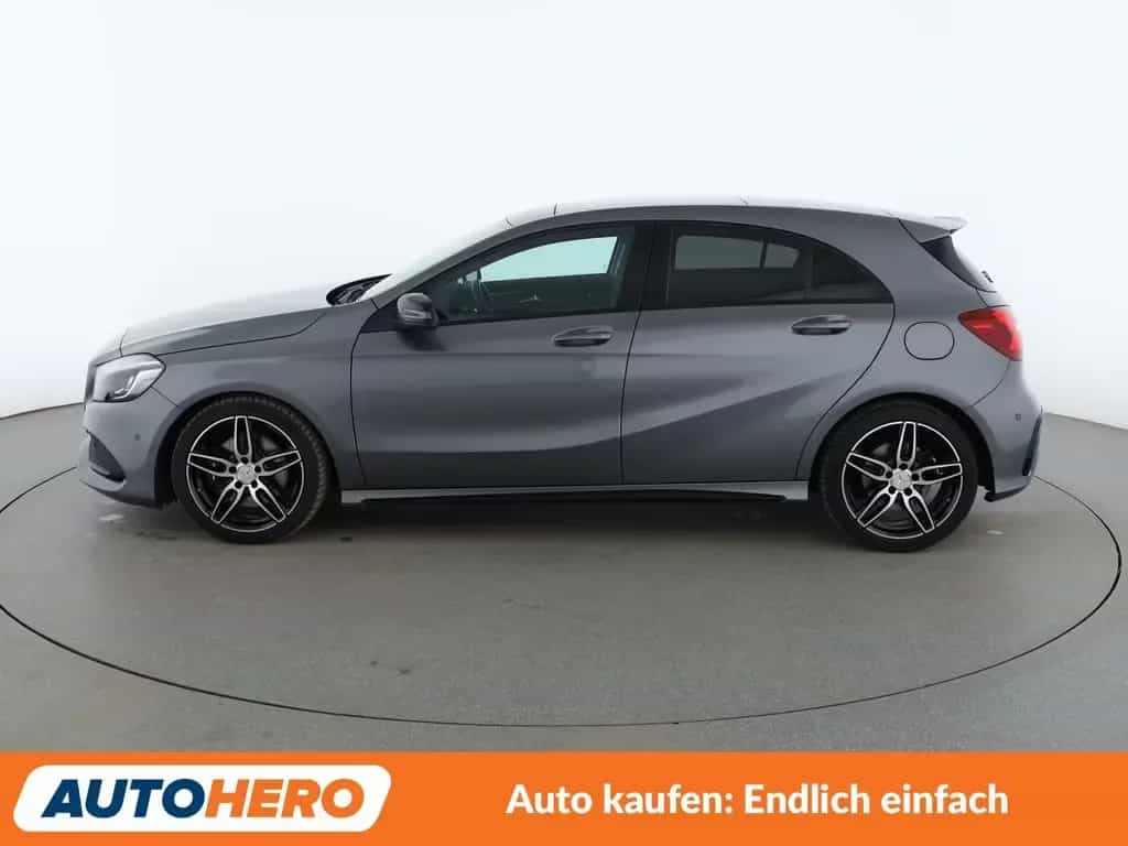 Mercedes-Benz A 250 4Matic AMG Sport Aut.*NAV*TEMP*PDC*SHZ*ALU 11/2017-photo-2