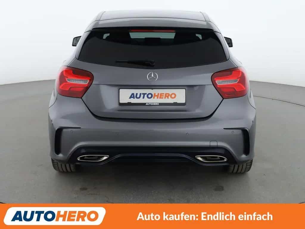 Mercedes-Benz A 250 4Matic AMG Sport Aut.*NAV*TEMP*PDC*SHZ*ALU 11/2017-photo-4