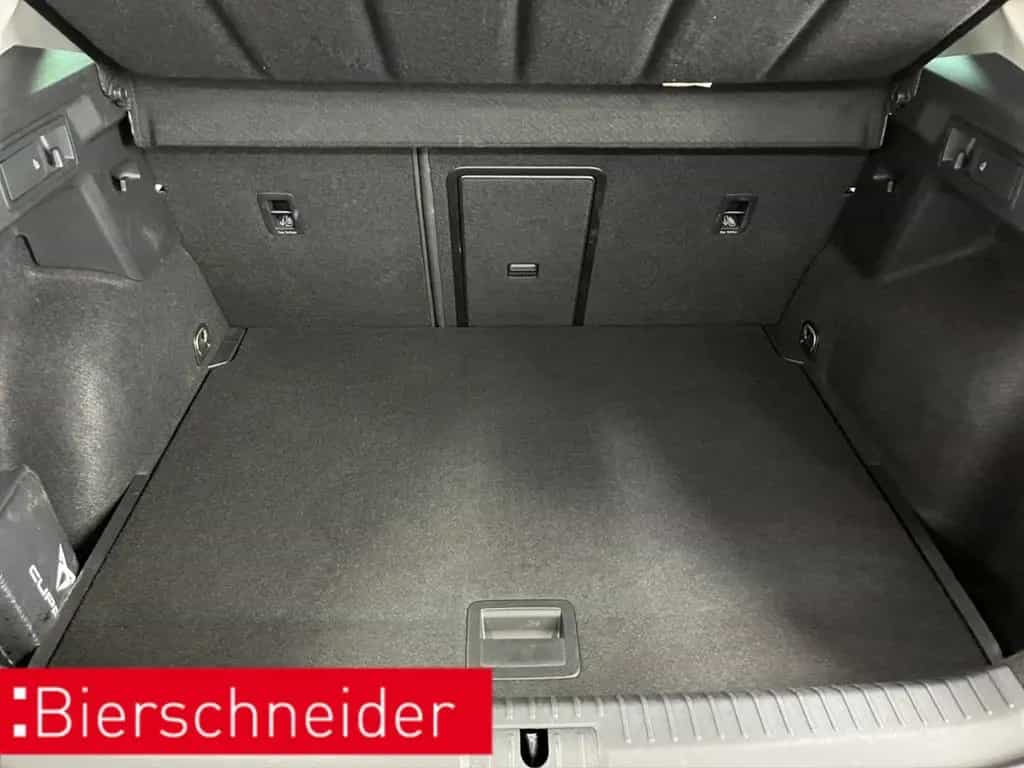 Cupra Formentor 1.5 eTSI DSG AB297EUR AHK MATRIX REAR 04/2023-photo-26