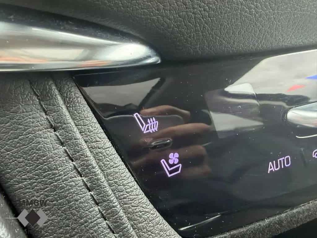 Cadillac XT5 Premium AWD HUD/Navi/MemorySitze/Klimasitze/ 05/2017-photo-19