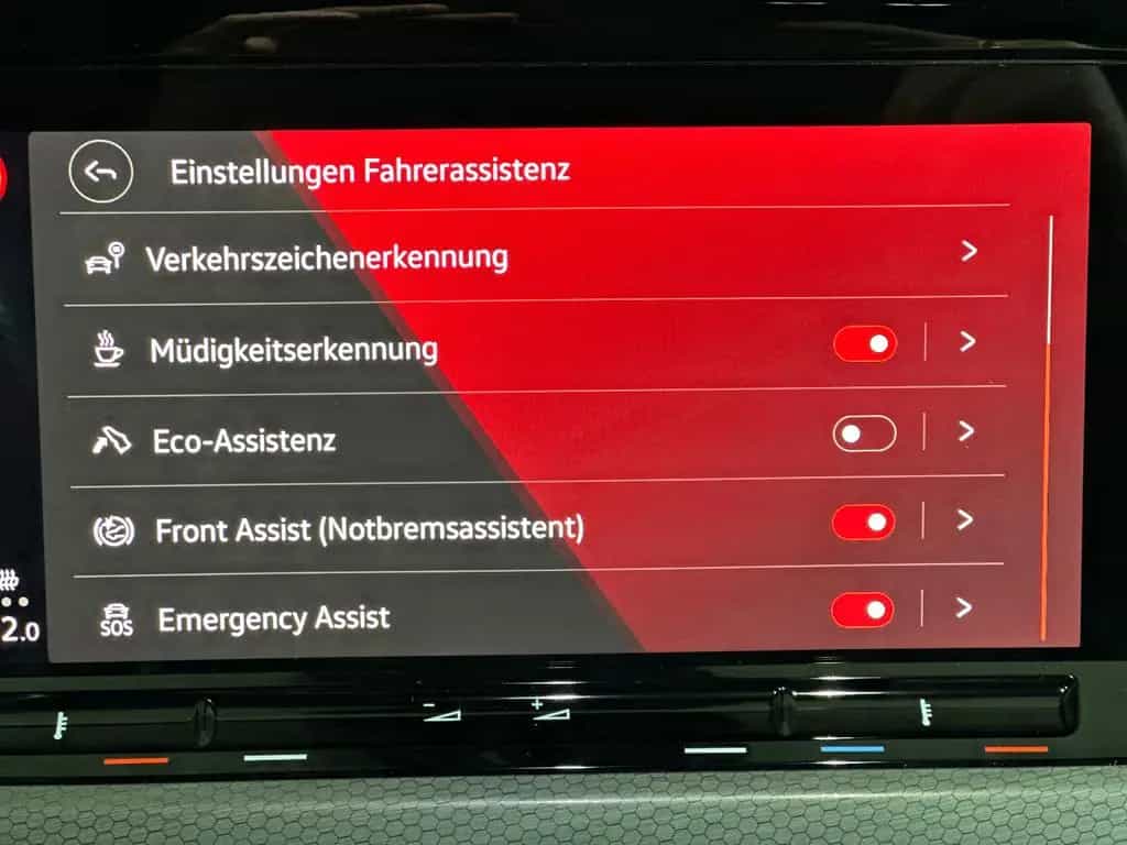 Volkswagen Golf VIII GTI *HUD*harman/kardon*RFK*beh.LKR*WR* 08/2021-photo-32