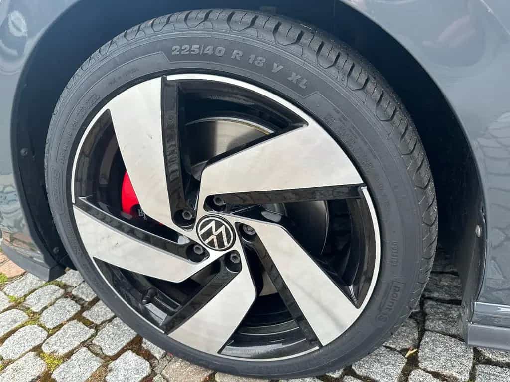 Volkswagen Golf VIII GTI *HUD*harman/kardon*RFK*beh.LKR*WR* 08/2021-photo-48