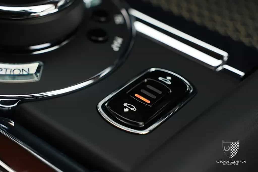 Rolls-Royce Wraith Black Badge MANSORY/Starburst/Sportabgas 09/2017-photo-27