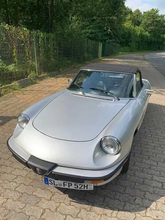 Alfa Romeo Spider 04/1985-photo-1