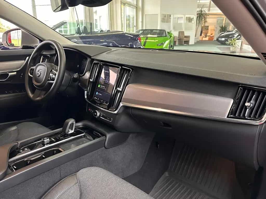 Volvo V90 2.0 B4 AWD CORE/ACC/RFK/LED 02/2023-photo-8