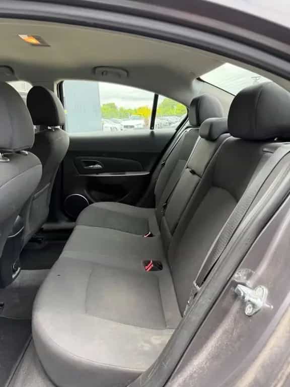 Chevrolet Cruze LT 1.6i*KLIMA*CD*ALUFELGEN*2. HAND*TÜV 02/2012-photo-5