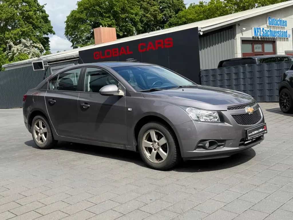 Chevrolet Cruze LT 1.6i*KLIMA*CD*ALUFELGEN*2. HAND*TÜV 02/2012-photo-8