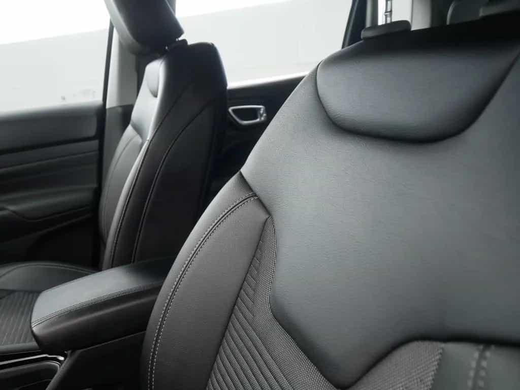 Jeep Compass ALTITUDE e-HYBRID 1.5l 130PS AT SICHERHE 07/2024-photo-8