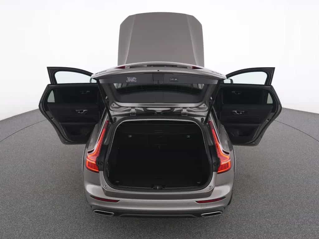Volvo V60 Cross Country B4 AWD Pro+WinterPaket+GSD+PAP 12/2021-photo-13