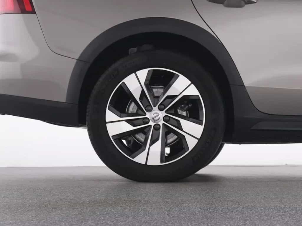 Volvo V60 Cross Country B4 AWD Pro+WinterPaket+GSD+PAP 12/2021-photo-22