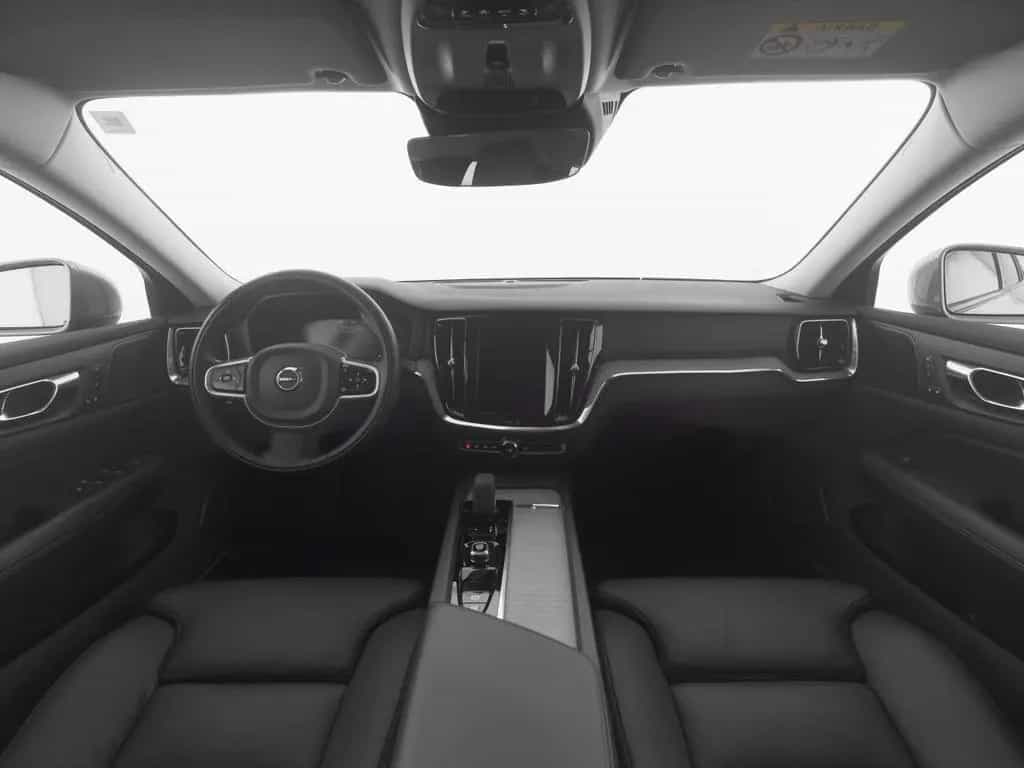 Volvo V60 Cross Country B4 AWD Pro+WinterPaket+GSD+PAP 12/2021-photo-3