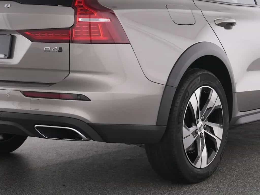 Volvo V60 Cross Country B4 AWD Pro+WinterPaket+GSD+PAP 12/2021-photo-9