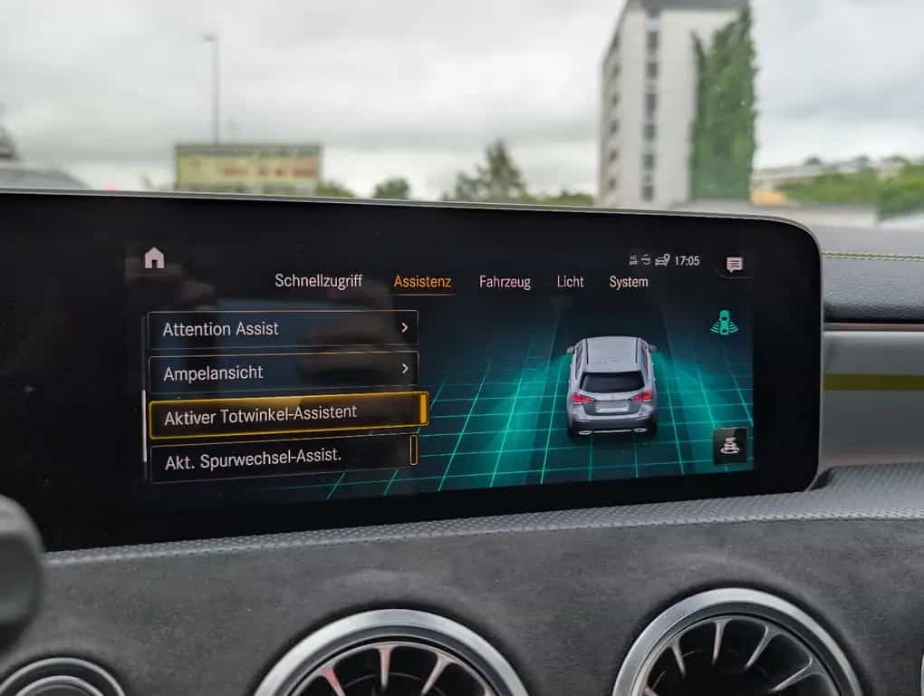 Mercedes-Benz A 250 4M Edition1 AMG*Night*Dis+*PANO*JungeStern 03/2019-photo-33