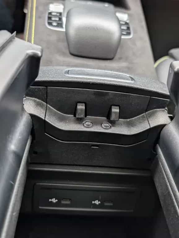 Mercedes-Benz A 250 4M Edition1 AMG*Night*Dis+*PANO*JungeStern 03/2019-photo-37