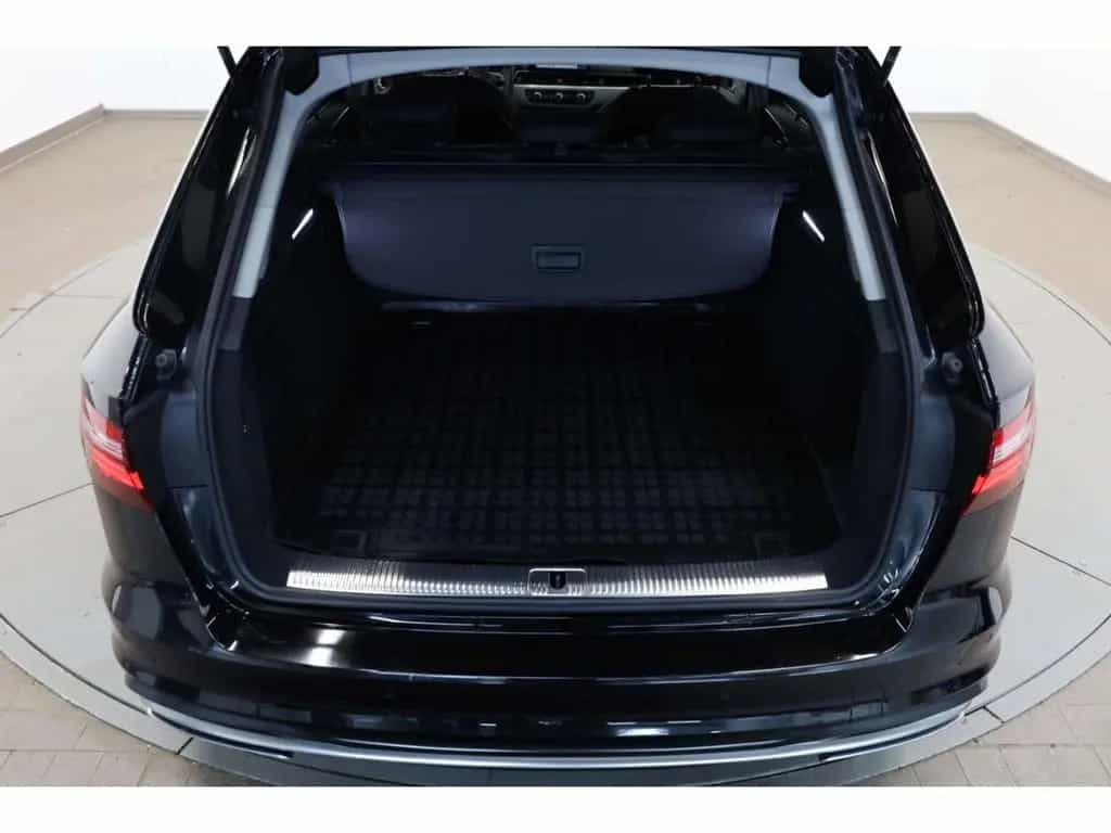 Audi A4 Avant 40 TFSI Advanced 10/2023-photo-11