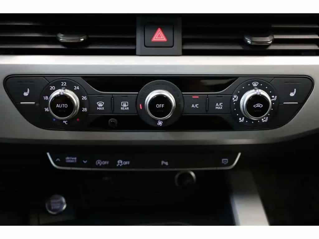 Audi A4 Avant 40 TFSI Advanced 10/2023-photo-16