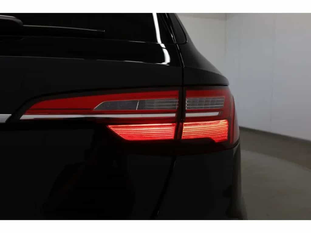 Audi A4 Avant 40 TFSI Advanced 10/2023-photo-19