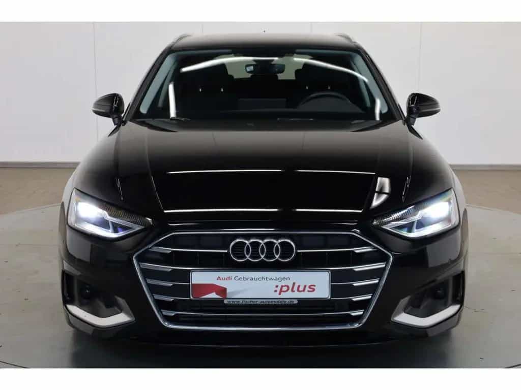 Audi A4 Avant 40 TFSI Advanced 10/2023-photo-2