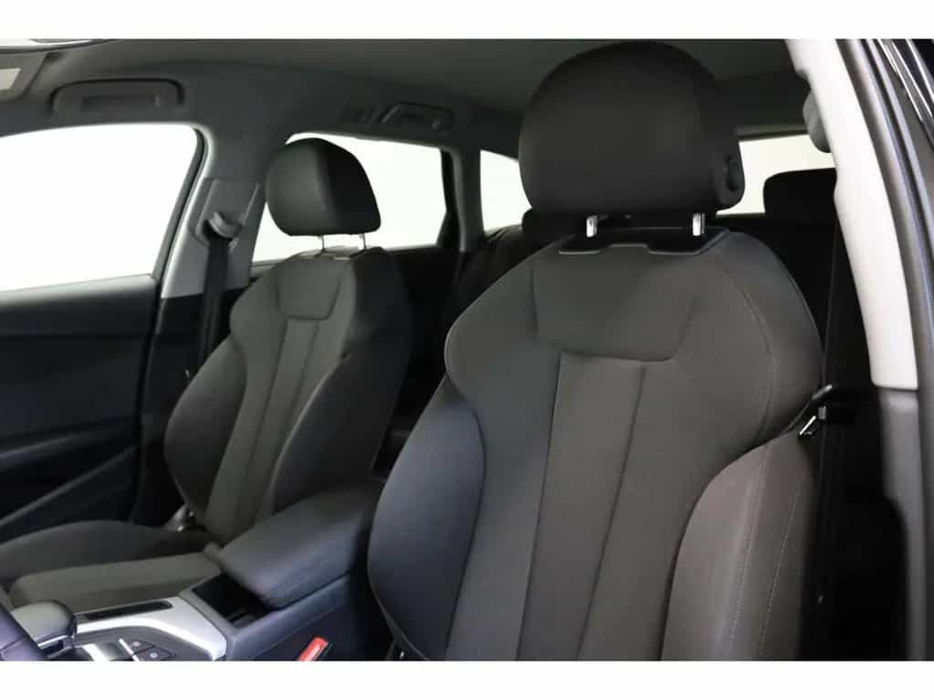 Audi A4 Avant 40 TFSI Advanced 10/2023-photo-9