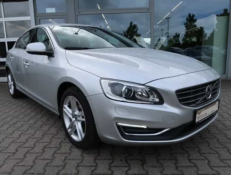 Volvo S60 *Liebhabergepflegter Topzustand*viele Extras 06/2017-photo-2