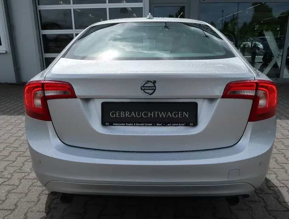 Volvo S60 *Liebhabergepflegter Topzustand*viele Extras 06/2017-photo-7