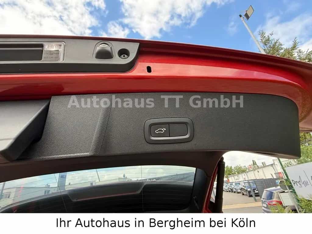 Volvo XC40 T3 Momentum°LED°Kamera°PDC°AHK°Sitz-Hz°2.HD 04/2019-photo-10