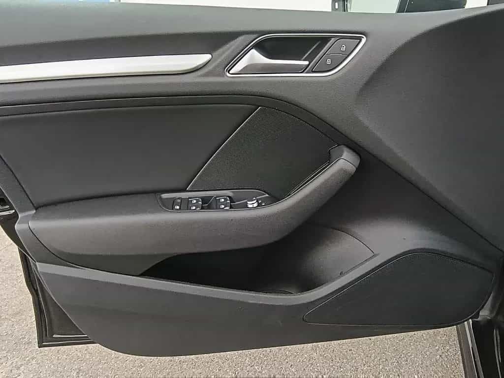 Audi S3 Sportback 2.0 TFSI quattro S-Tronic LED Navi 11/2019-photo-29