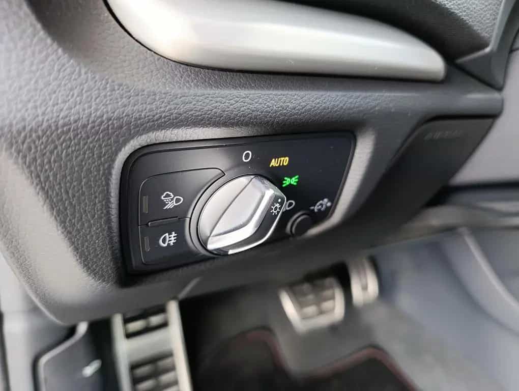 Audi S3 Sportback 2.0 TFSI quattro S-Tronic LED Navi 11/2019-photo-31
