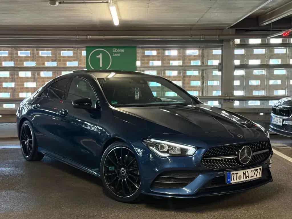 Mercedes-Benz CLA 200 AMG Coupé PANORAMA 19ZOLL Kamera 08/2020-photo-1
