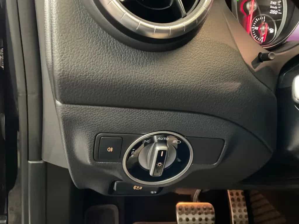 Mercedes-Benz CLA 200 Aut.,AMG,LED,SH,Xen,Navi, 2.Hd 09/2018-photo-35