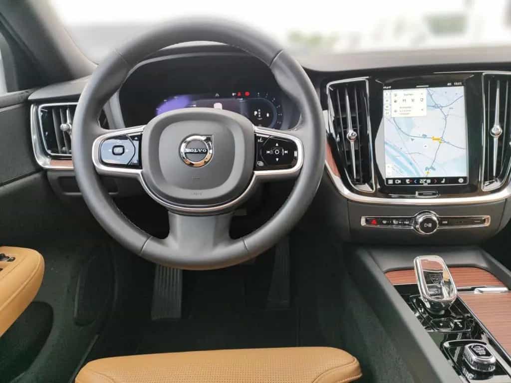 Volvo S60 B4 Plus Dark AHK Navi Digitales Cockpit Memo 12/2022-photo-15