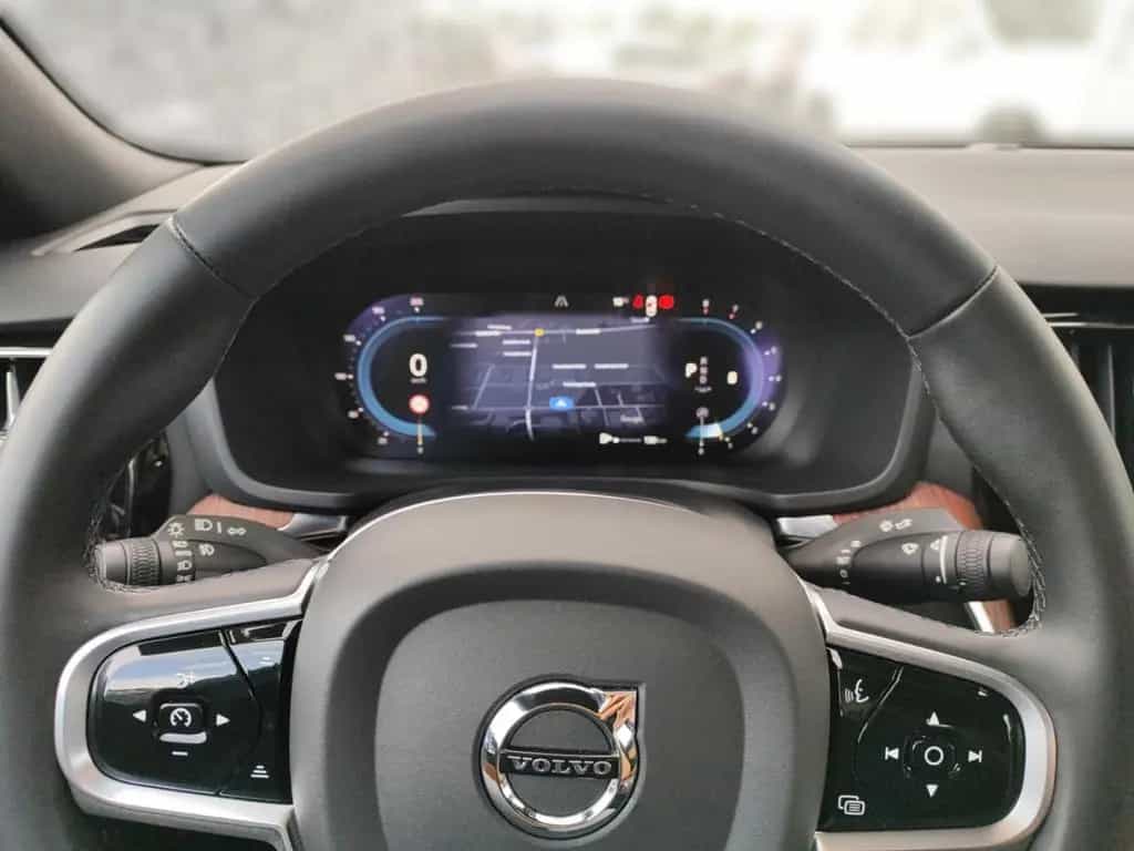 Volvo S60 B4 Plus Dark AHK Navi Digitales Cockpit Memo 12/2022-photo-16