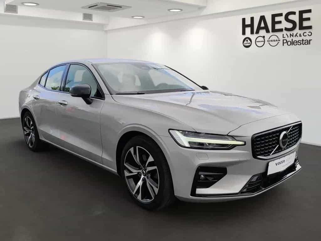 Volvo S60 B4 Plus Dark AHK Navi Digitales Cockpit Memo 12/2022-photo-2