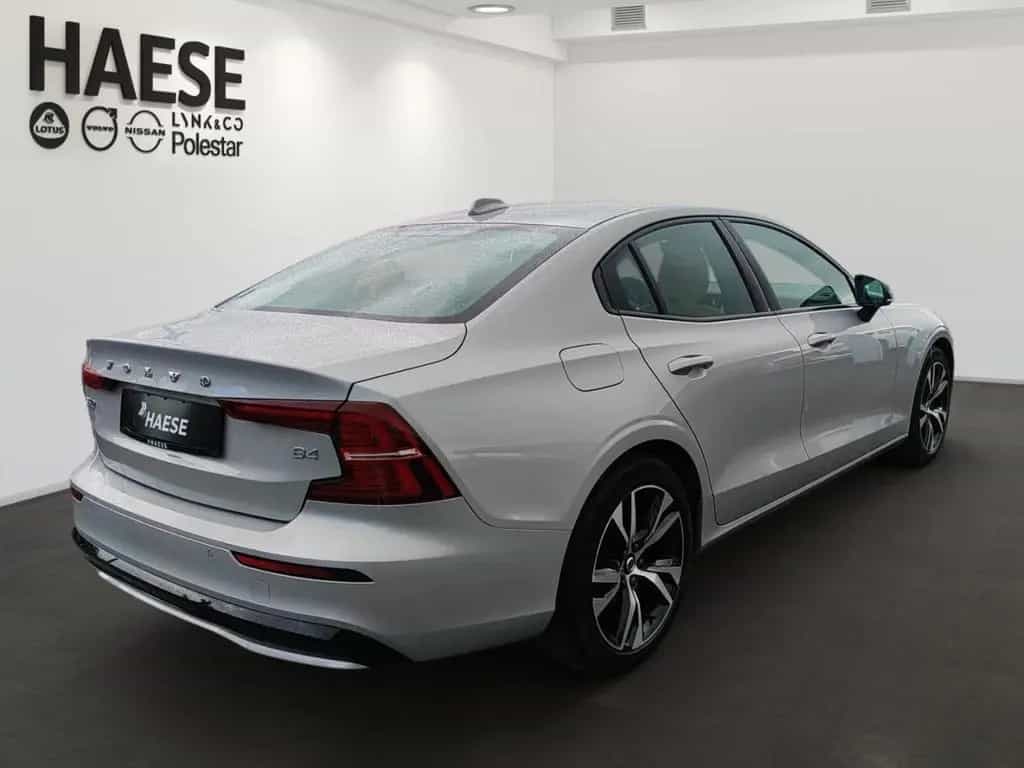 Volvo S60 B4 Plus Dark AHK Navi Digitales Cockpit Memo 12/2022-photo-4
