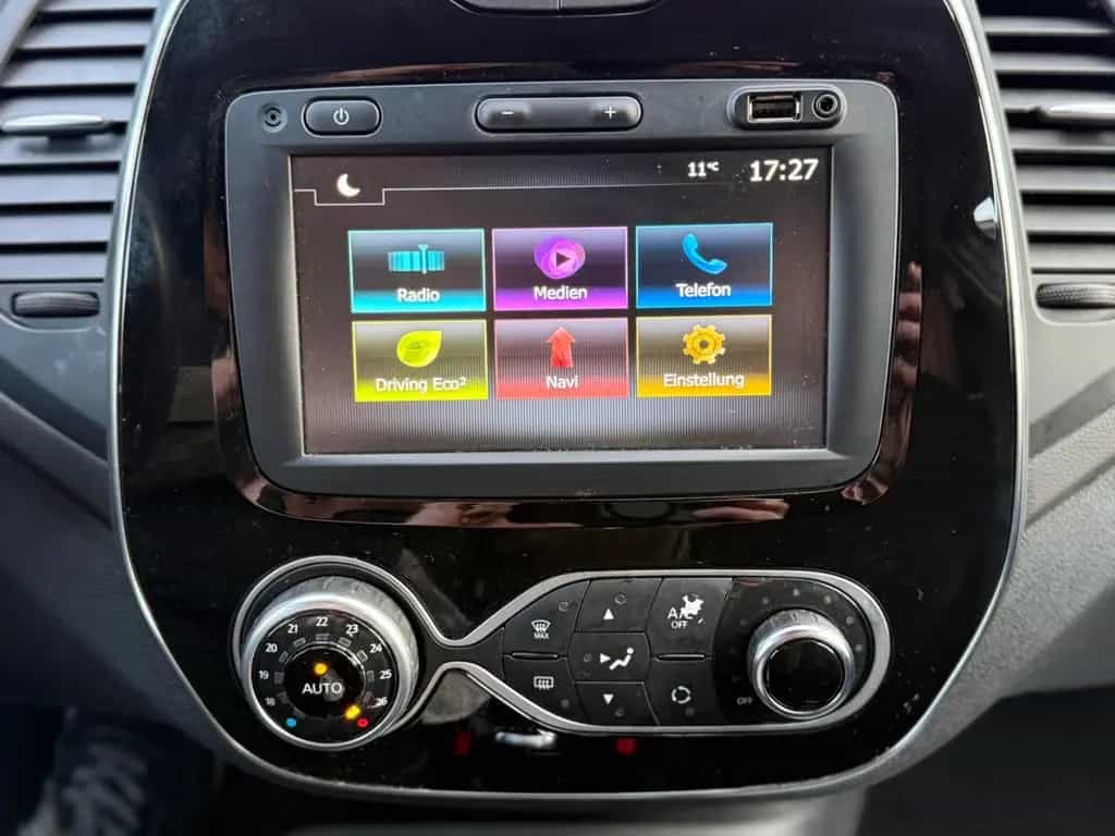 Renault Captur TCe 150 *NAVI*AHK*PDC*SHZ 06/2019-photo-13